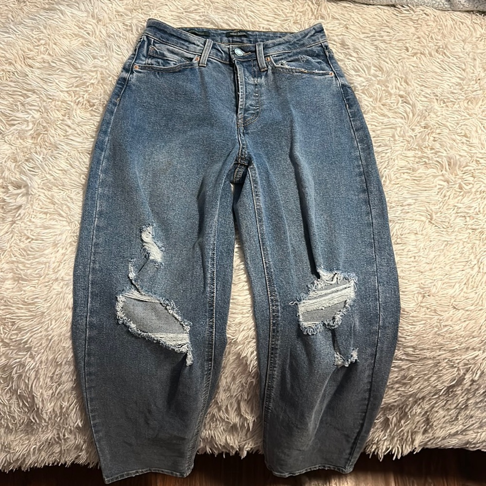 High rise straight ripped jeans